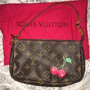 Louis Vuitton vintage pochette cerises cherries